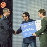 anketa-dobrovolni-hasici-roku-2015-vyhlaseni-vysledku-Ondrej-Vetchy-predava-ceny